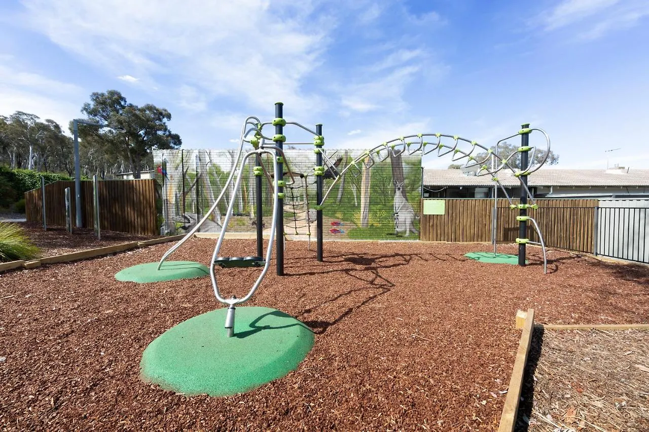 **** Kompleks wypoczynkowy Alivio Tourist Park Canberra Australia