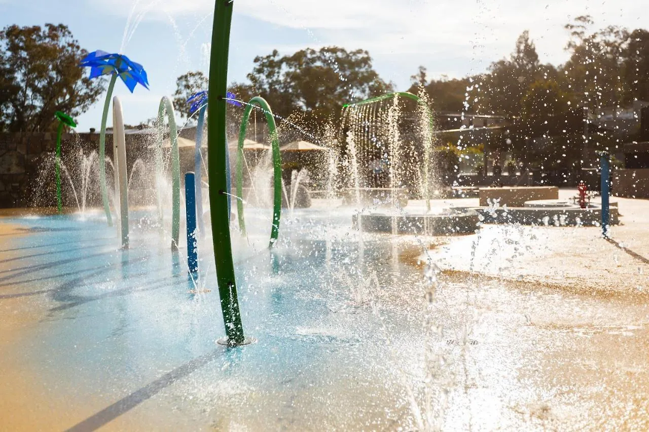 **** Holiday park Alivio Tourist Park Canberra Australia