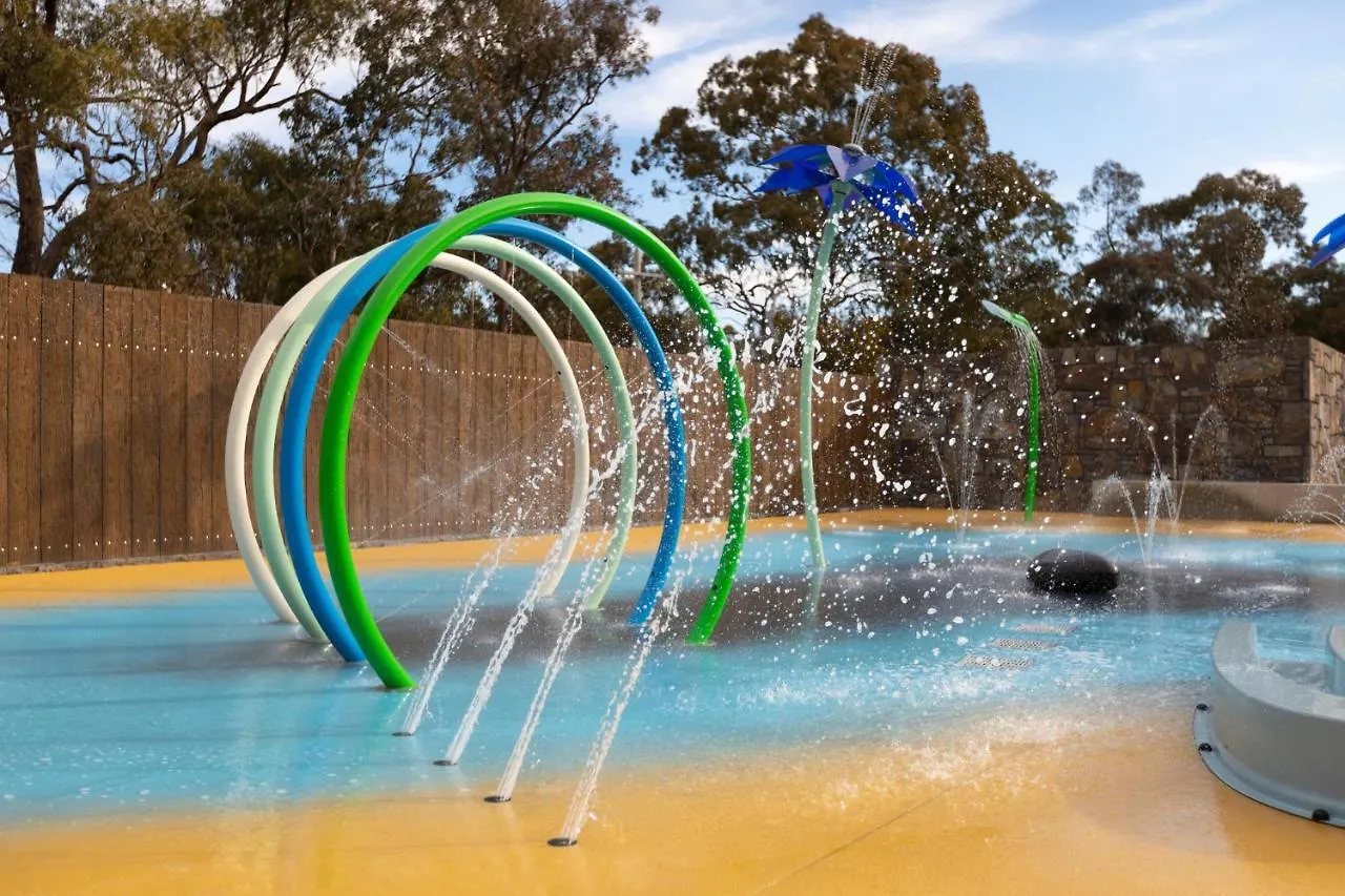 Alivio Tourist Park Canberra 4*,  Australia