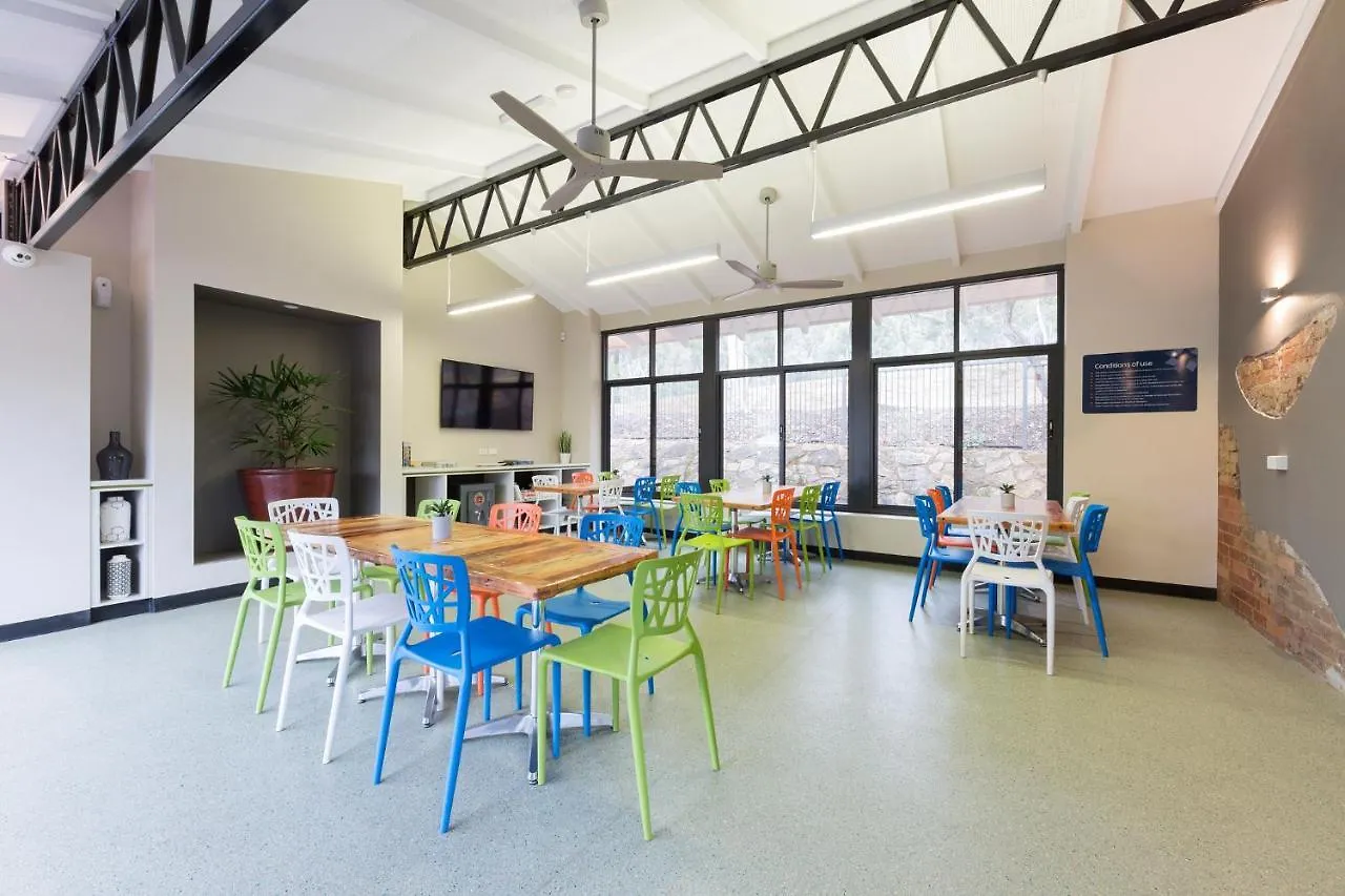 **** Holiday park Alivio Tourist Park Canberra Australia